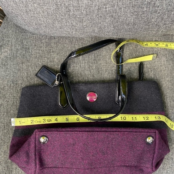 Coach |  gorgeous wool purse F24786 - Picture 8 of 14